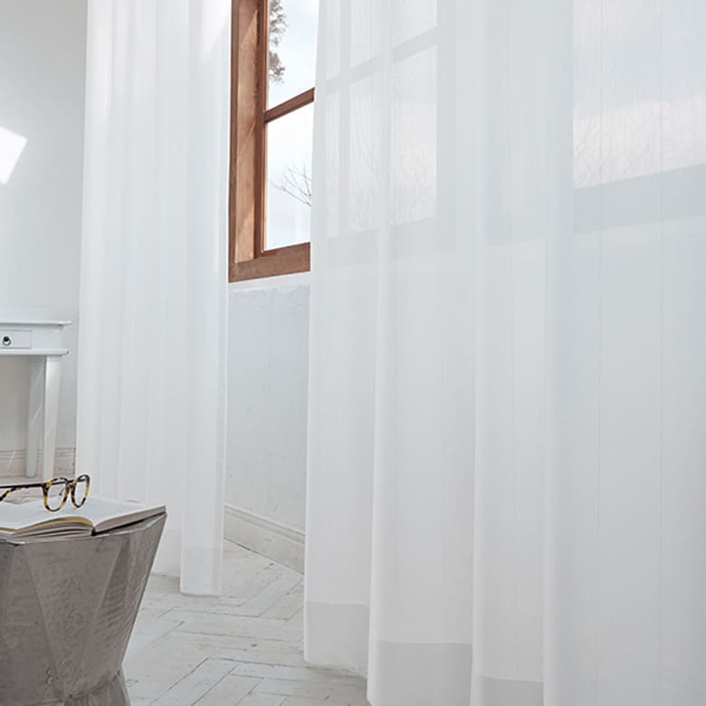 年中快適な空間作り レースカーテン