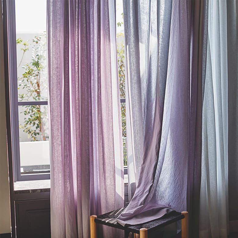 表情豊かにゆれるシアー レースカーテン｜防炎 hino