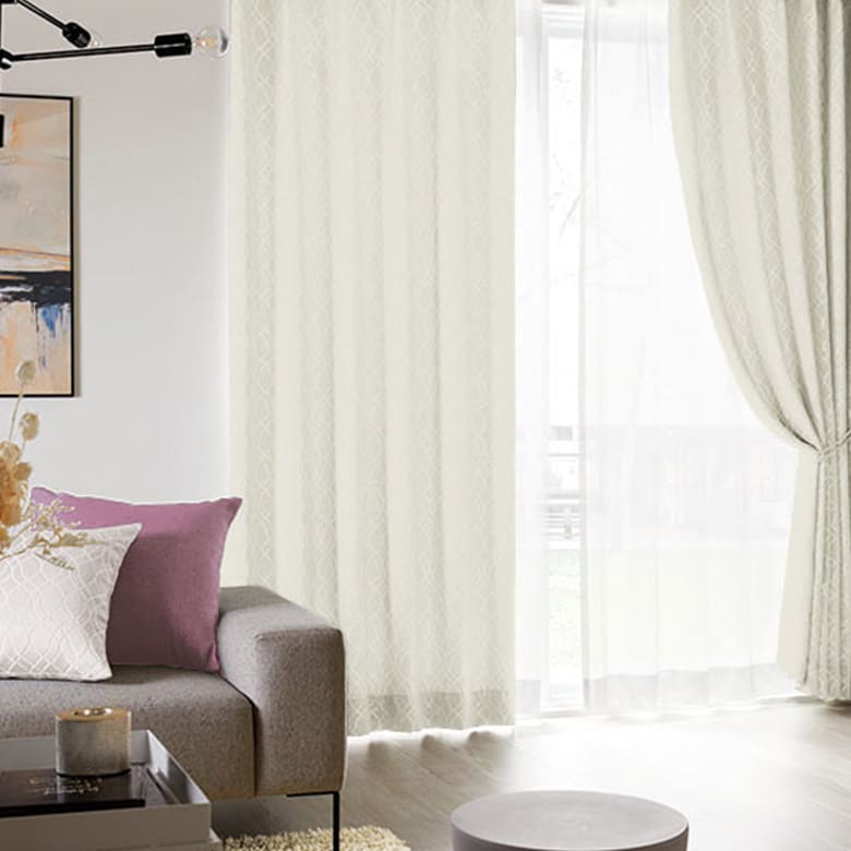 重厚感たっぷりなクラシック柄 ドレープカーテン hino