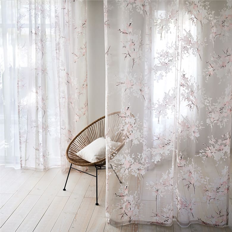 透明感のある桜のシアー レースカーテン hino